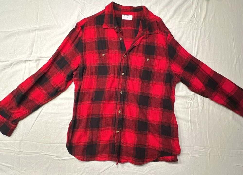 Old Navy Men's Double-Brushed Flannel Button-Up Shirt Red Buffalo Check